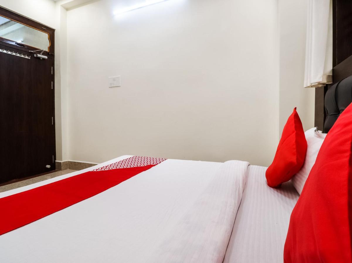 Amroha Oyo 72429 New Abhinandan Hotel מראה חיצוני תמונה