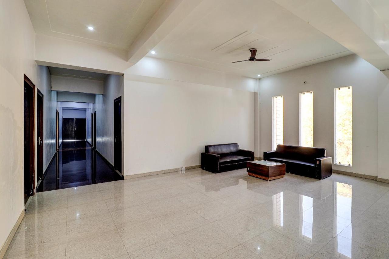 Amroha Oyo 72429 New Abhinandan Hotel מראה חיצוני תמונה